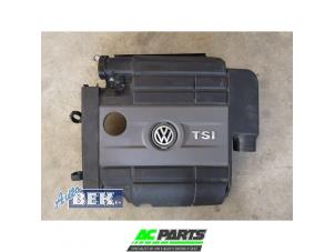Gebruikte Afdekplaat motor Volkswagen Golf VI (5K1) 2.0 TSI R 16V 4Motion Prijs € 99,95 Margeregeling aangeboden door Auto Bek