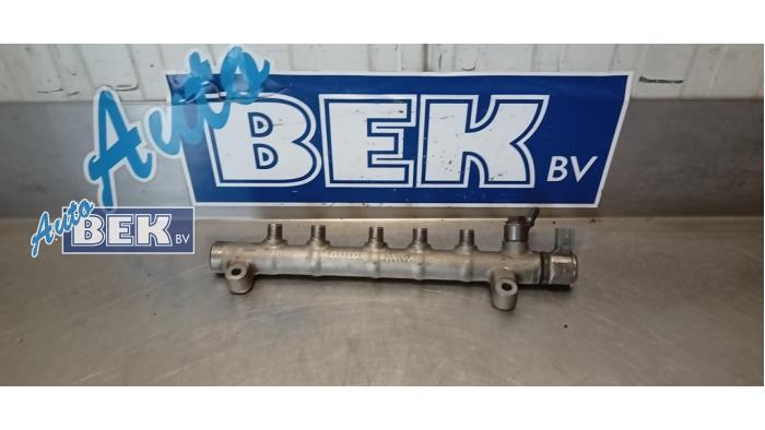 Gebruikte Common rail (Injectie) Volvo V60 I (FW/GW) 2.0 D4 16V Prijs € 49,95 Margeregeling aangeboden door Auto Bek