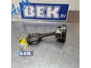 Gebruikte Zuiger Ford Galaxy (WA6) 2.0 EcoBoost 16V Prijs € 75,00 Margeregeling aangeboden door Auto Bek