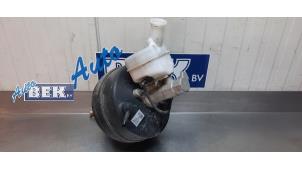 Gebruikte Rembekrachtiger Ford Transit 2.0 TDCi 16V Eco Blue 130 Prijs € 75,00 Margeregeling aangeboden door Auto Bek