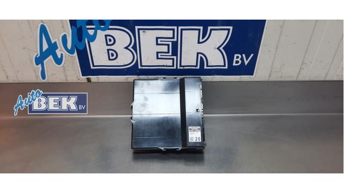 Computer Body Control van een Toyota Corolla Touring Sport (E21/EH1) 2.0 16V Hybrid 2020