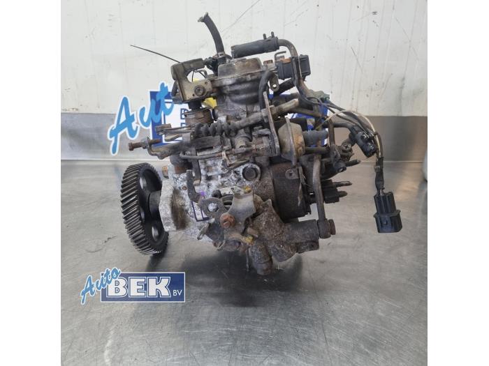 Gebruikte Brandstofpomp Mechanisch Mitsubishi Pajero Hardtop (V1/2/3/4) 2.8 TDi Long Body Prijs op aanvraag aangeboden door Auto Bek