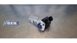 Gebruikte Luchtkwaliteit sensor Volkswagen Jetta IV (162/16A) 2.0 TDI 16V Prijs € 17,50 Margeregeling aangeboden door Auto Bek