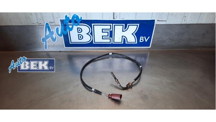 Gebruikte Uitlaat temperatuursensor Volkswagen Eos (1F7/F8) 2.0 TDI 16V Prijs € 28,00 Margeregeling aangeboden door Auto Bek