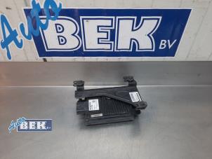 Gebruikte Radar sensor Volvo V40 (MV) 1.5 T2 16V Geartronic Prijs € 255,00 Margeregeling aangeboden door Auto Bek