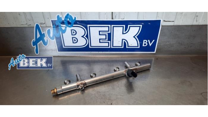 Gebruikte Brandstofverdeler Volkswagen Golf VII (AUA) 2.0 GTI 16V Prijs € 40,00 Margeregeling aangeboden door Auto Bek