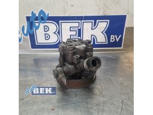 Gebruikte Pomp Servo Opel Insignia Sports Tourer 2.0 CDTI 16V 160 Ecotec Prijs € 49,98 Margeregeling aangeboden door Auto Bek