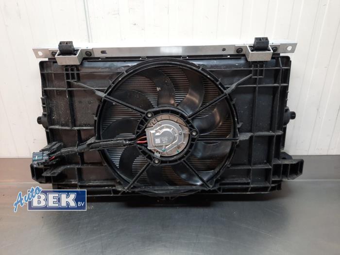 Gebruikte Radiateur Tesla Model 3 Long Range 75kWh Prijs op aanvraag aangeboden door Auto Bek