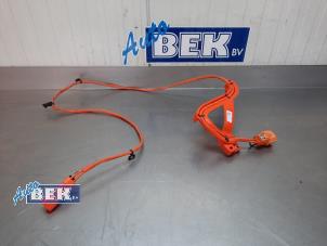 Gebruikte Kabel (diversen) Tesla Model 3 Long Range 75kWh Prijs € 150,00 Margeregeling aangeboden door Auto Bek