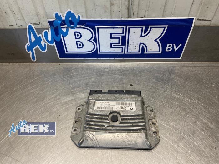 Gebruikte Computer Motormanagement Renault Scénic III (JZ) 1.6 16V Prijs € 95,00 Margeregeling aangeboden door Auto Bek