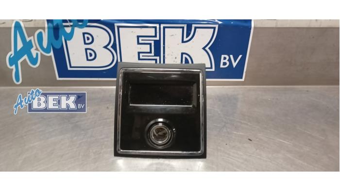 Gebruikte Display Interieur Skoda Superb Combi (3TAC/TAF) 1.4 TSI 16V Prijs € 24,95 Margeregeling aangeboden door Auto Bek