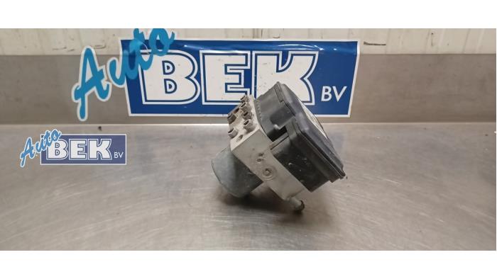 Gebruikte ABS Pomp Mini Countryman (R60) 2.0 Cooper SD 16V Prijs € 119,95 Margeregeling aangeboden door Auto Bek