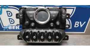 Gebruikte Airco bedieningspaneel Mini Countryman (R60) 2.0 Cooper SD 16V Prijs € 115,00 Margeregeling aangeboden door Auto Bek