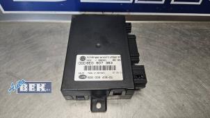 Gebruikte Trekhaak Module Audi A6 Avant (C6) 2.4 V6 24V Prijs € 54,99 Margeregeling aangeboden door Auto Bek