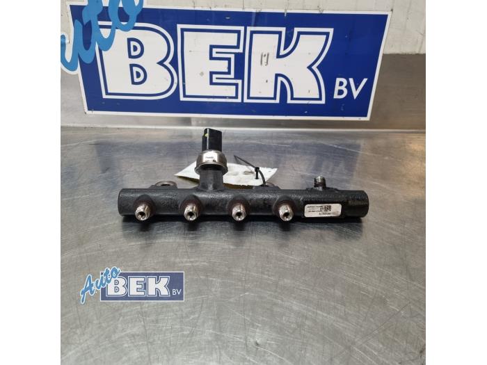 Galerij (Injectie) van een Mercedes-Benz A (W176) 1.5 A-180 CDI, A-180d 16V