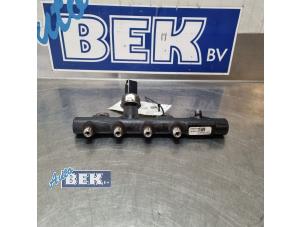 Gebruikte Common rail (Injectie) Mercedes A (W176) 1.5 A-180 CDI, A-180d 16V Prijs € 49,98 Margeregeling aangeboden door Auto Bek