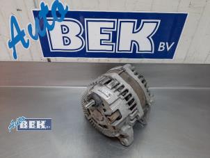 Gebruikte Dynamo Mercedes Vito (447.6) 1.6 111 CDI 16V Prijs € 120,00 Margeregeling aangeboden door Auto Bek