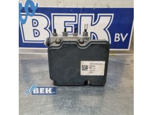 Gebruikte ABS Pomp Peugeot Boxer (U9) 2.0 BlueHDi 130 Prijs € 90,00 Margeregeling aangeboden door Auto Bek