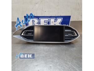 Gebruikte Display Interieur Peugeot 308 (L3/L8/LB/LH/LP) 1.6 BlueHDi 120 Prijs € 250,00 Margeregeling aangeboden door Auto Bek
