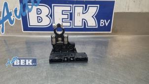 Gebruikte Accu sensor Nissan Juke (F16) 1.0 DIG-T 117 12V Prijs € 30,00 Margeregeling aangeboden door Auto Bek