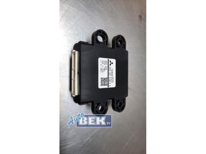 Gebruikte Start/Stop computer Peugeot 4008 1.6 HDi 16V 115 4x4 Prijs € 39,00 Margeregeling aangeboden door Auto Bek