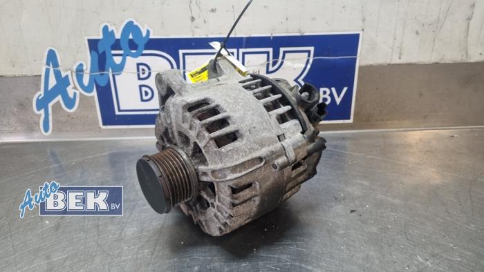 Gebruikte Dynamo Peugeot 4008 1.6 HDi 16V 115 4x4 Prijs € 40,00 Margeregeling aangeboden door Auto Bek
