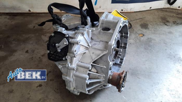 Gebruikte Automaatbak Volkswagen Golf VIII (CD1) 1.5 eTSI 16V Prijs € 2.250,00 Margeregeling aangeboden door Auto Bek