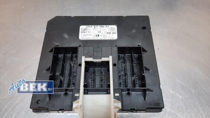 Gebruikte Computer Body Control Volkswagen Golf VIII (CD1) 1.5 eTSI 16V Prijs € 155,00 Margeregeling aangeboden door Auto Bek