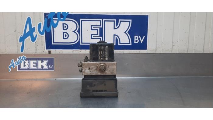 Gebruikte ABS Pomp Renault Laguna II (BG) 2.0 16V Turbo Prijs € 60,00 Margeregeling aangeboden door Auto Bek