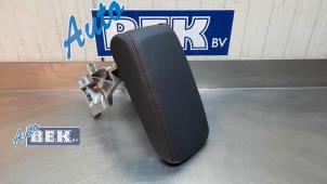 Gebruikte Armsteun Audi RS 3 Limousine (8YS) 2.5 TFSI 20V Quattro Prijs € 150,00 Margeregeling aangeboden door Auto Bek