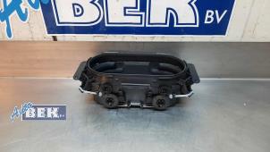 Gebruikte Bekerhouder Audi RS 3 Limousine (8YS) 2.5 TFSI 20V Quattro Prijs € 25,00 Margeregeling aangeboden door Auto Bek