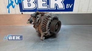 Gebruikte Dynamo Mitsubishi Grandis (NA) 2.4 16V MIVEC Prijs € 35,00 Margeregeling aangeboden door Auto Bek