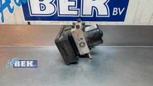 Gebruikte ABS Pomp Mitsubishi Grandis (NA) 2.4 16V MIVEC Prijs € 45,00 Margeregeling aangeboden door Auto Bek