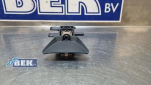 Gebruikte Camera voorzijde Mini Countryman (F60) 1.5 12V Cooper Prijs op aanvraag aangeboden door Auto Bek