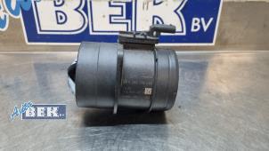 Gebruikte Luchtmassameter Audi A4 Avant (B9) 2.0 30 TDI Mild hybrid 16V Prijs € 65,00 Margeregeling aangeboden door Auto Bek