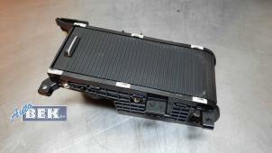 Gebruikte Bekerhouder Renault Talisman Estate (RFDK) 1.6 dCi 130 Prijs € 39,99 Margeregeling aangeboden door Auto Bek