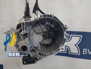 Gebruikte Versnellingsbak Opel Combo Cargo 1.5 CDTI 100 Prijs op aanvraag aangeboden door Auto Bek