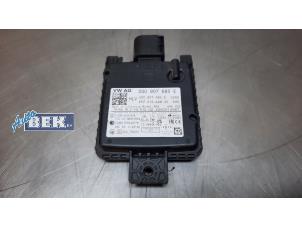 Gebruikte Radar sensor Skoda Octavia Combi (NXAC) 2.0 TSI RS 16V Prijs € 385,00 Margeregeling aangeboden door Auto Bek