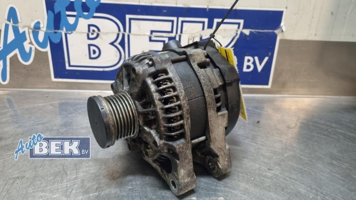 Gebruikte Dynamo Ford Fiesta 7 1.0 EcoBoost 12V 140 Prijs € 37,50 Margeregeling aangeboden door Auto Bek
