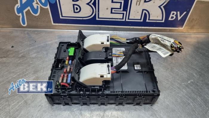 Gebruikte Computer Body Control Ford Fiesta 7 1.0 EcoBoost 12V 140 Prijs € 75,00 Margeregeling aangeboden door Auto Bek