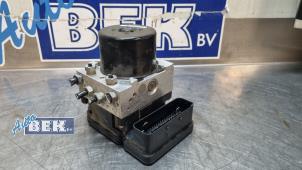 Gebruikte ABS Pomp Volvo V40 (MV) 1.6 T2 GTDi 16V Prijs € 74,50 Margeregeling aangeboden door Auto Bek