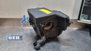 Gebruikte Luchtfilterhuis Volvo V40 (MV) 1.6 T2 GTDi 16V Prijs € 45,00 Margeregeling aangeboden door Auto Bek