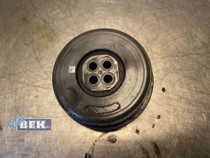 Gebruikte Krukas Poelie Mercedes CLS (C218) 250 CDI BlueEfficiency,BlueTEC, 250 d Prijs € 19,99 Margeregeling aangeboden door Auto Bek