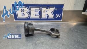 Gebruikte Zuiger Audi A4 Avant (B9) 2.0 30 TDI Mild hybrid 16V Prijs op aanvraag aangeboden door Auto Bek