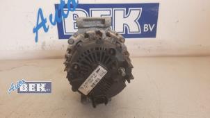 Gebruikte Dynamo Mercedes C (W204) 1.6 C-180 16V BlueEfficiency Prijs € 94,99 Margeregeling aangeboden door Auto Bek