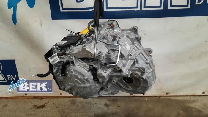 Gebruikte Automaatbak Peugeot 2008 (UD/UK/UR/US/UX) 1.2 VTi 12V PureTech 130 Prijs € 1.449,99 Margeregeling aangeboden door Auto Bek