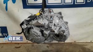 Gebruikte Automaatbak Peugeot 2008 (UD/UK/UR/US/UX) 1.2 VTi 12V PureTech 130 Prijs € 1.449,99 Margeregeling aangeboden door Auto Bek