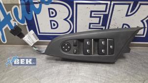 Gebruikte Combischakelaar ramen BMW X3 (F25) xDrive20d 16V Prijs € 44,99 Margeregeling aangeboden door Auto Bek