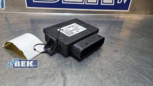 Gebruikte Handrem Module BMW X3 (F25) xDrive 20i 2.0 16V Twin Power Turbo Prijs € 45,00 Margeregeling aangeboden door Auto Bek