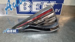 Gebruikte Achterlicht rechts Renault Clio V (RJAB) 1.6 E-Tech 145 16V Prijs € 150,00 Margeregeling aangeboden door Auto Bek